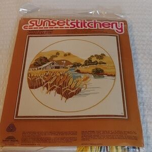 Nwot Vintage Sunset Stitchery Embroidery Kit